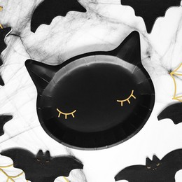 Fekete Cicafej Formájú Parti Tányér Halloween-re – 22 cm, 6 db-os