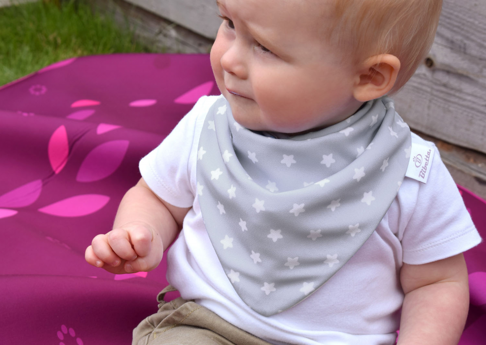 10161756_Bibetta-Baby-Dribble-bib-Grey-Stars-0487-2G-72dpi.png